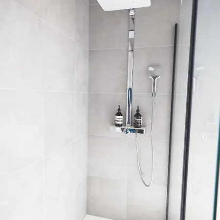 Nouveaute Ecrin D'exception Haussmanien * Виши